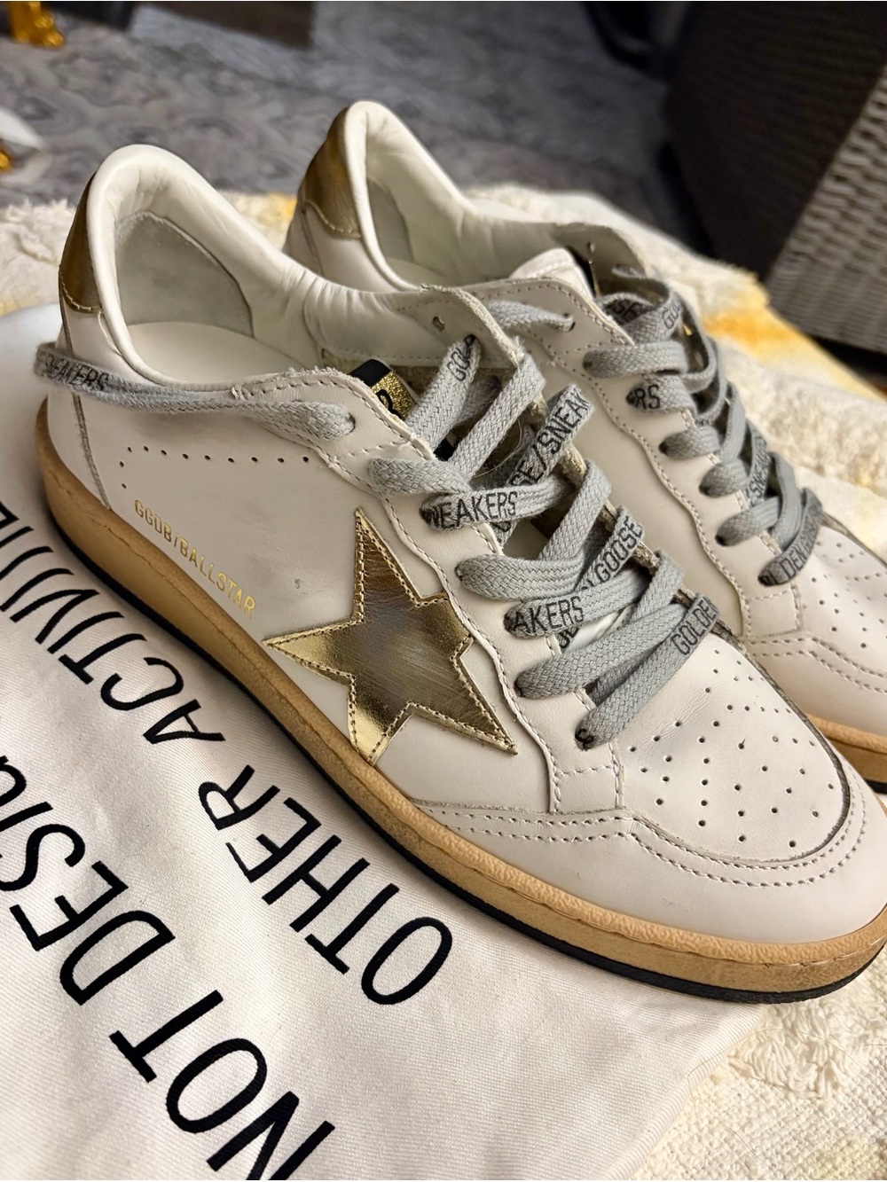 Golden Goose
Ball Star Mixed Leather Low-Top Sneakers